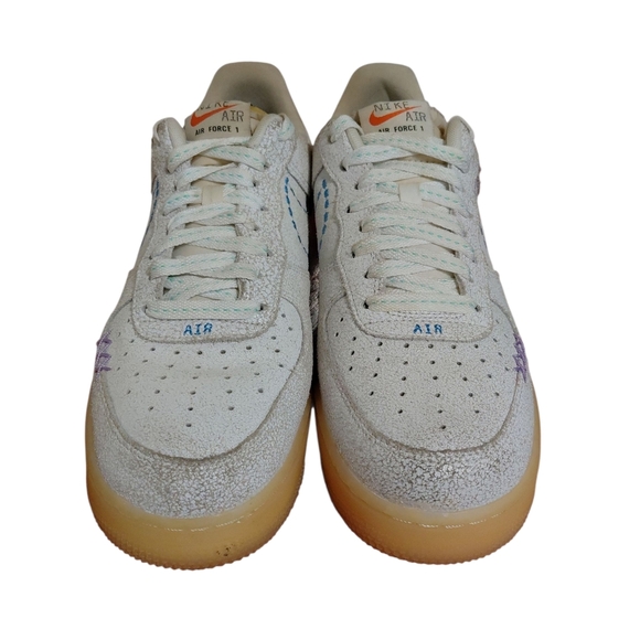 Men’s Nike Air Force One '07 White Distressed Sneakers Size 9 - Picture 3 of 12